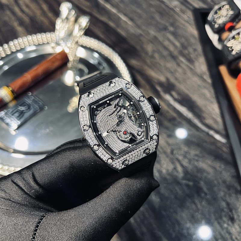 202457162355352 1800